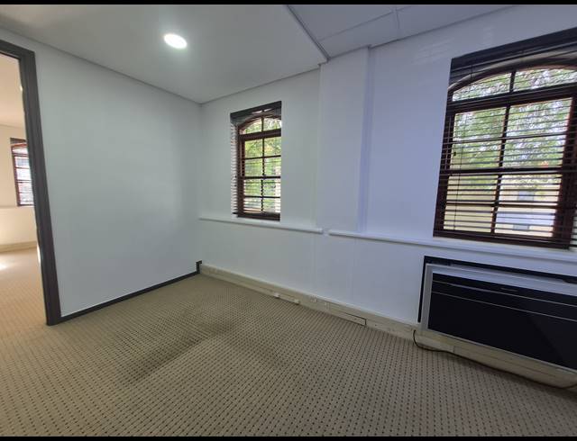 238M² OFFICE TO LET IN SANDTON CENTRAL